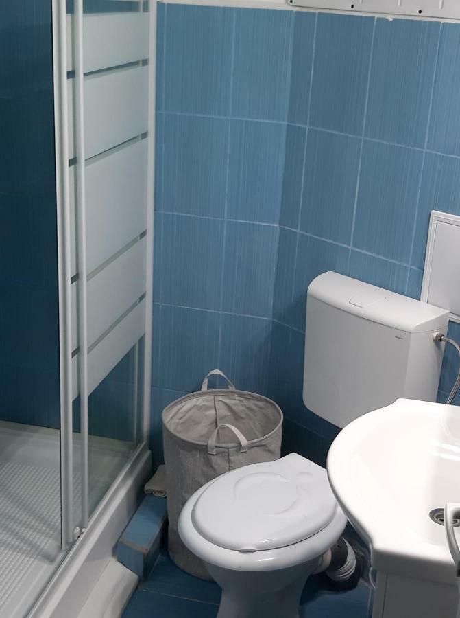 Apartament 2 Camere Sulina Eksteriør billede